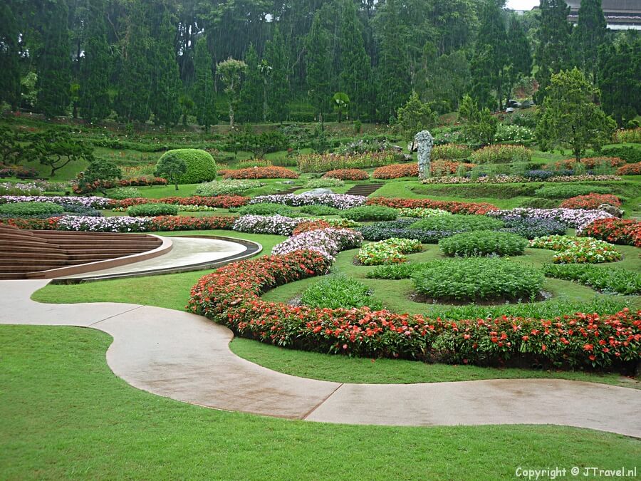 Mae Fah Luang Tuinen op de Doi Tung Berg in de buurt van Chiang Rai