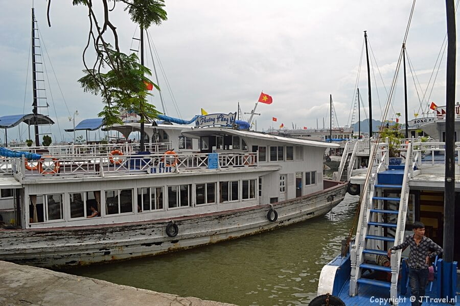 De boot naar Halong Bay