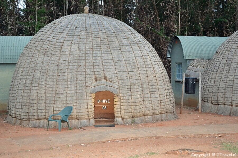 De buitenkant van mijn beehive in Beehive Mlilwane Wildlife Sanctuary in Swaziland