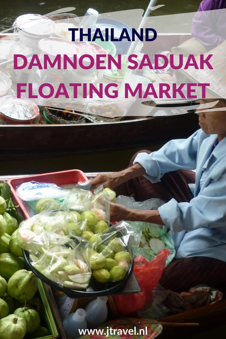 Vanuit Bangkok is de Damnoen Saduak Floating Market (Drijvende Markt) een leuk uitstapje. Je leest hier alles over de Damnoen Saduak Floating Market (Drijvende Markt) in Thailand. Lees je mee? #drijvendemarkt #damnoensaduakfloatingmarket #drijvendemarktdamnoensaduak #thailand #jtravel #jtravelblog