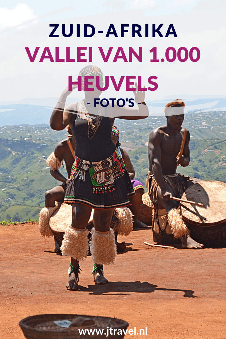 Vlakbij de Vallei van 1.000 Heuvels ligt PheZulu Village, een toeristisch Zuludorp waar je leert over de traditionele bijenkorfvormige rieten hutten, de verschillende kunstvormen, overtuigingen en rituelen. Je krijgt inzicht in de Zulu cultuur. Meer foto's zie je in dit artikel. Kijk je mee? #valleivan1000heuvels #zulu #phezuluvillage #zuidafrika #jtravel #jtravelblog #fotos