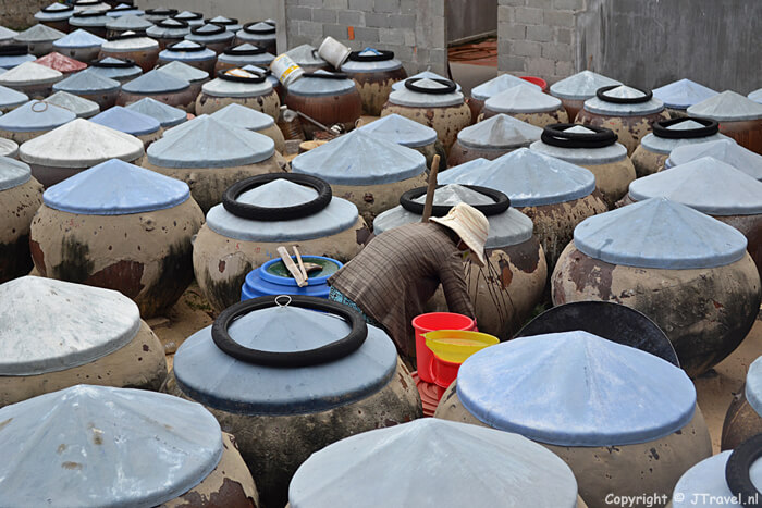 Visolievaten in Phan Thiet / Copyright © JTravel.nl