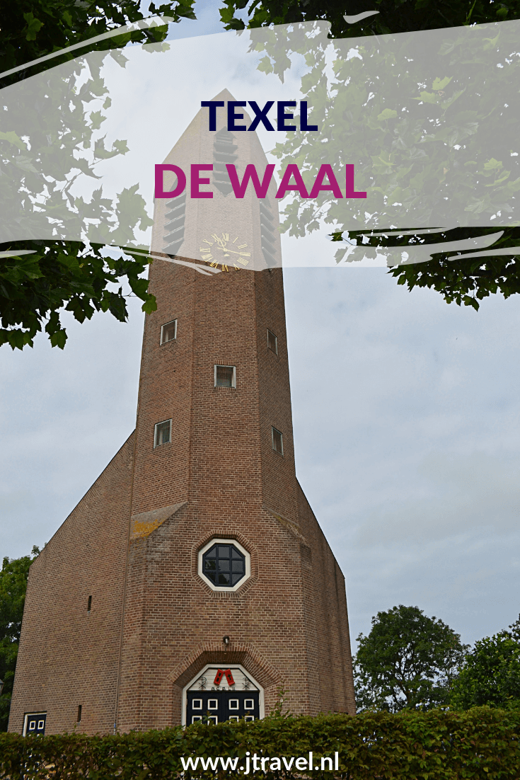 De Waal is het kleinste dorp van Texel. Bezienswaardig is het Cultuurhistorisch Museum Texel in het centrum van het plaatsje. Leuk is ook om een wandeling in en rondom de Waal te maken. Meer informatie over De Waal lees je hier? Lees je mee? #dewaal #texel #waddeneiland #nederland #jtravel #jtravelblog