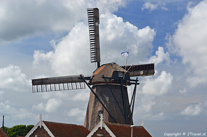 Molen de Traanroeier in Kaap Skil Museum in Oudeschild