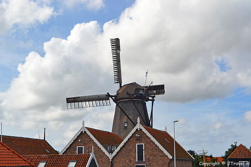 Molen de Traanroeier in het Kaap Skil Museum in Oudeschild