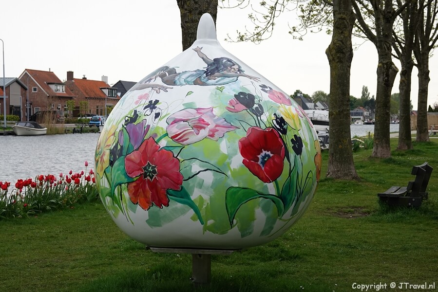 Reuzenbol in de Bollenstreek