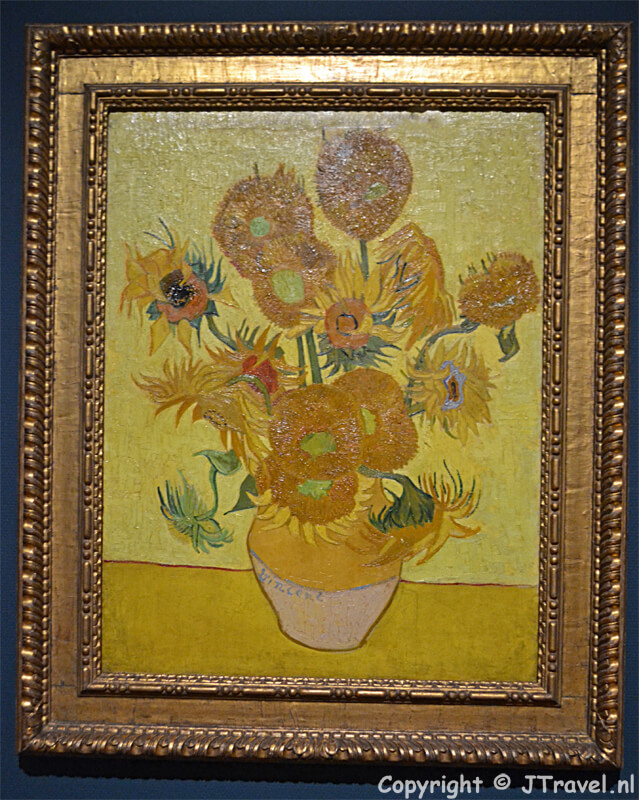 De zonnebloemen van Vincent van Gogh in het Van Gogh Museum op 4 december 2017