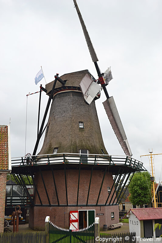 Molen de Traanroeier in het Kaap Skil Museum in Oudeschild