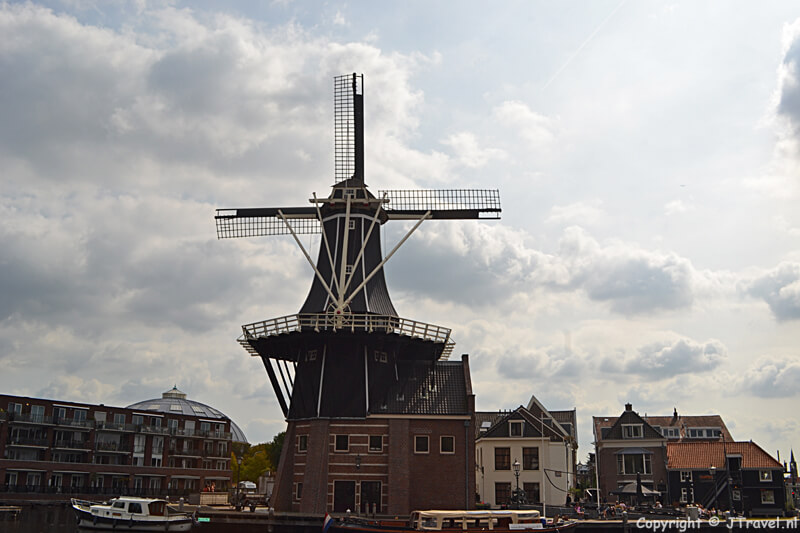 Molen de Adriaan in Haarlem