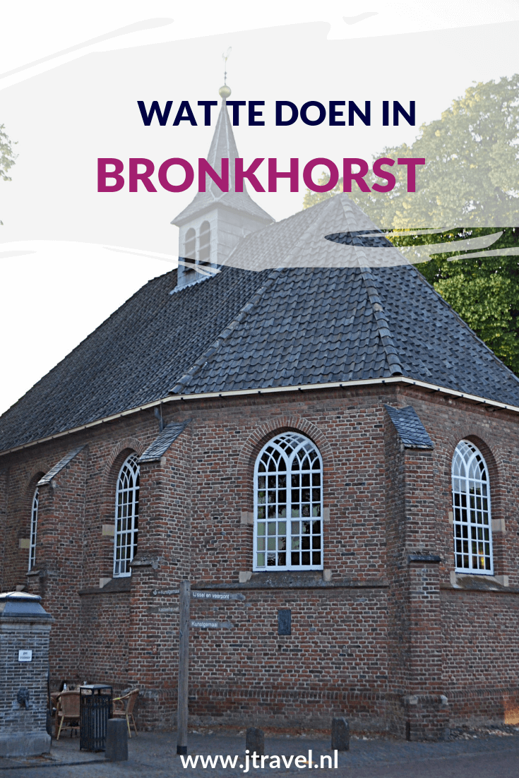 Heb jij wel eens een bezoek gebracht aan het kleinste stadje van Nederland: Bronkhorst (in de Gelderse Achterhoek)? Wil je meer weten over Bronkhorst en wat ik hier gedaan heb, lees dan mijn website. Lees je mee? #bronkhorst #gelderland #achterhoek #nederland #jtravel #jtravelblog