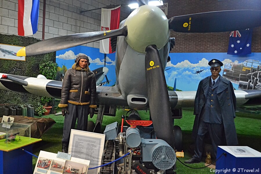 Het CRASH Luchtoorlog- & Verzetsmuseum โ40-โ45 in Aalsmeerderbrug / Copyright ยฉ JTravel.nl