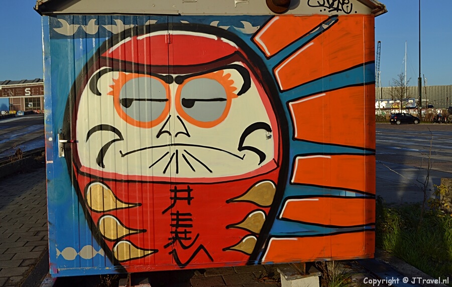 Streetart op de NDSM-werf tijdens mijn wandeling door Amsterdam Noord / Copyright © JTravel.nl