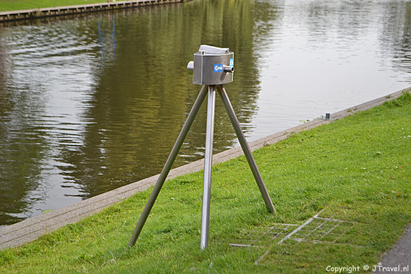 Fotograaf maakt kiekjes in Leiden