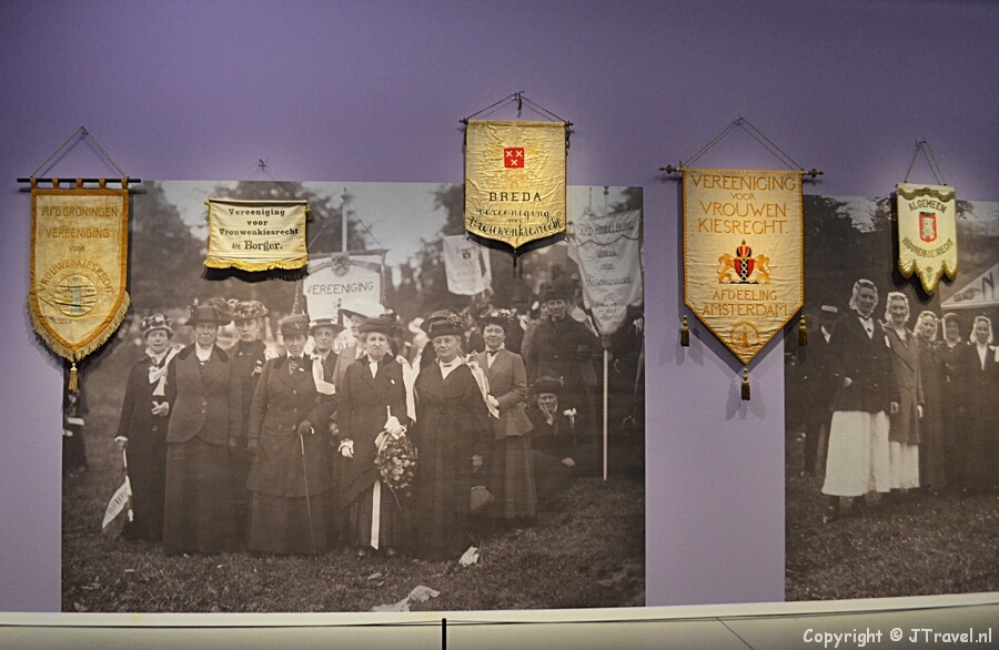 De tentoonstelling Strijd! 100 jaar vrouwenkiesrecht in het Groninger Museum in Groningen