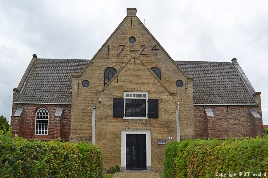 De Maartenskerk in Oosterend / Copyright © JTravel.nl