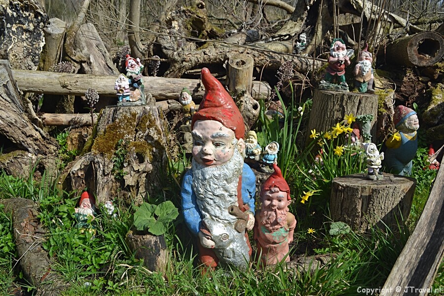 Kabouters op de route van de Kabouterwandeling over Landgoed Keukenhof