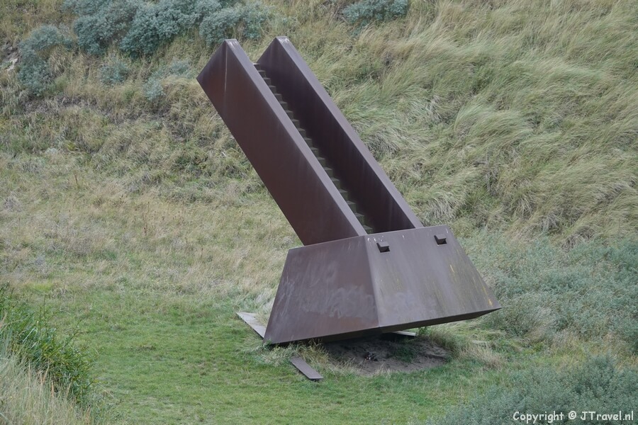 Het kunstwerk zonder titel van Nico De Wit in het beeldenpark 'Een Zee van Staal' in Wijk aan Zee