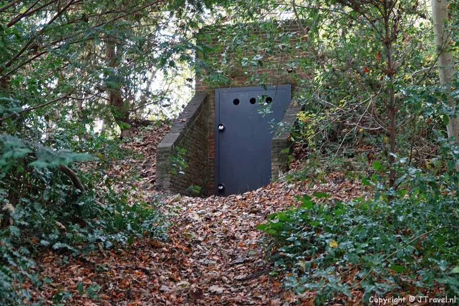 De ijskelder tijdens mijn wandeling rond de buitenplaatsen van Velsen