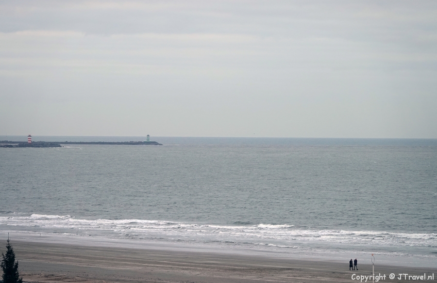 De Noordzee tijdens mijn wandeling rond Wijk aan Zee