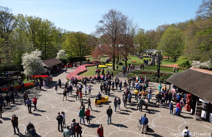 Uitzicht vanaf de molen in de Keukenhof 2022 / Copyright © JTravel.nl
