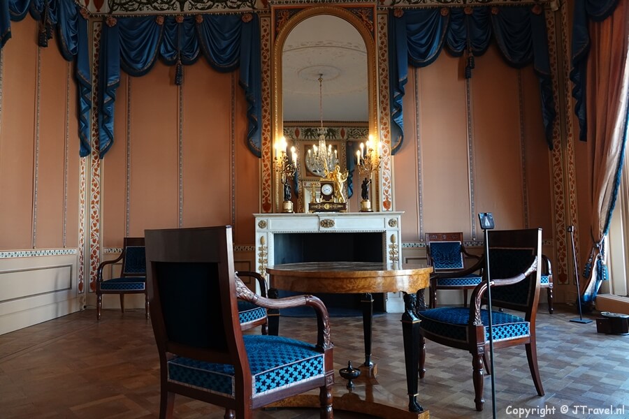 De Etrurische kamer in Huis Barnaart in Haarlem