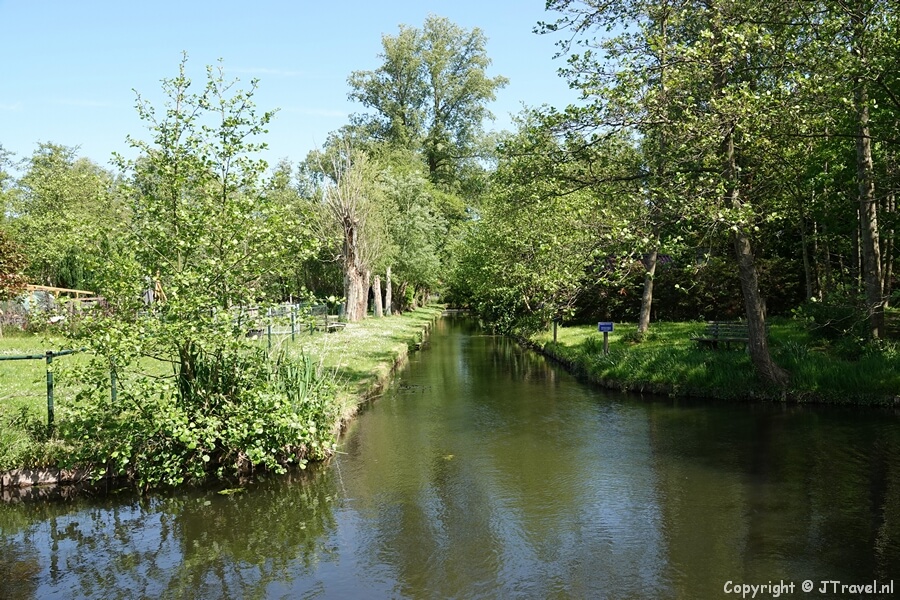 Een sloot in Haarlem tijdens de Stadse Tocht Haarlem