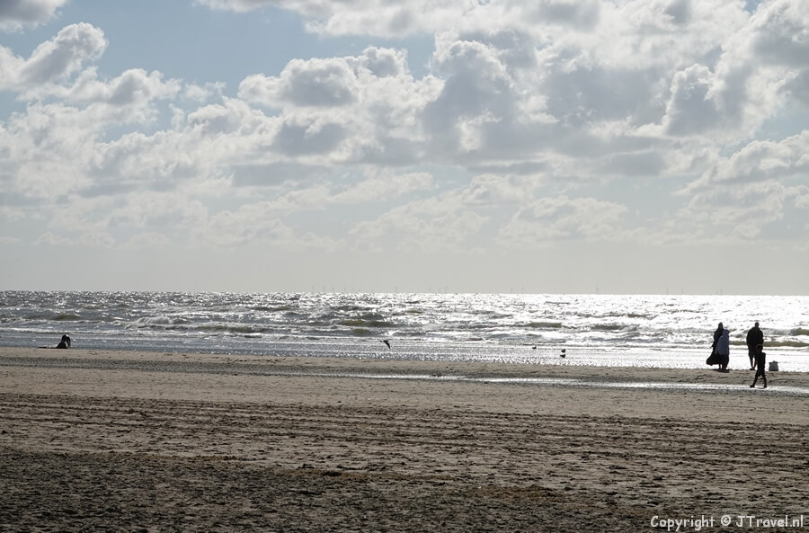 Het strand van Zandvoort tijdens mijn wandeling tussen Haarlem en Zandvoort