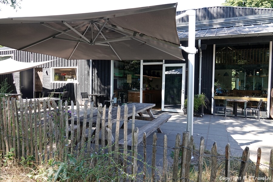 Restaurant Brambergen in 's Graveland tijdens mijn wandeling in de Gooise natuur