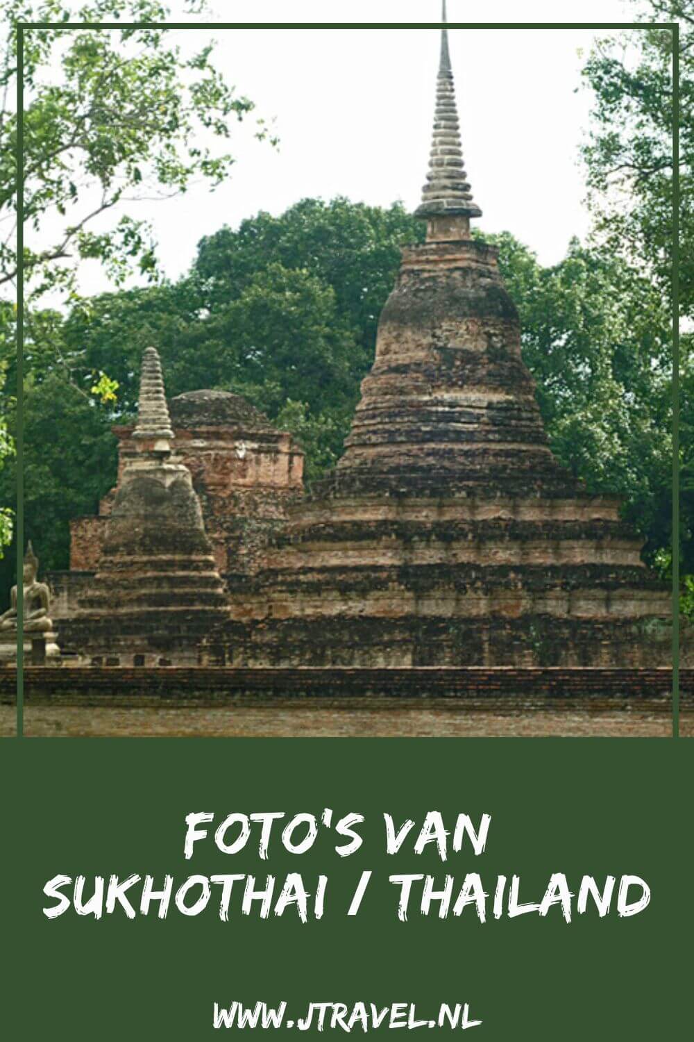 Sukhothai is uitstekend per fiets te verkennen. De oude stad van Sukhothai bestaat uit ongeveer 200 tempelruïnes die zijn ondergebracht in het Historisch Park Sukhothai. Sukhothai Historical Park staat op de Werelderfgoedlijst van UNESCO. Mijn foto's zie je in dit artikel. Kijk je mee? #sukhothai #thailand #unesco #fotos #jtravel #jtravelblog