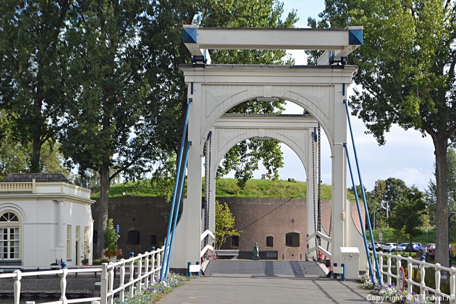 De Vechtbrug in Weesp