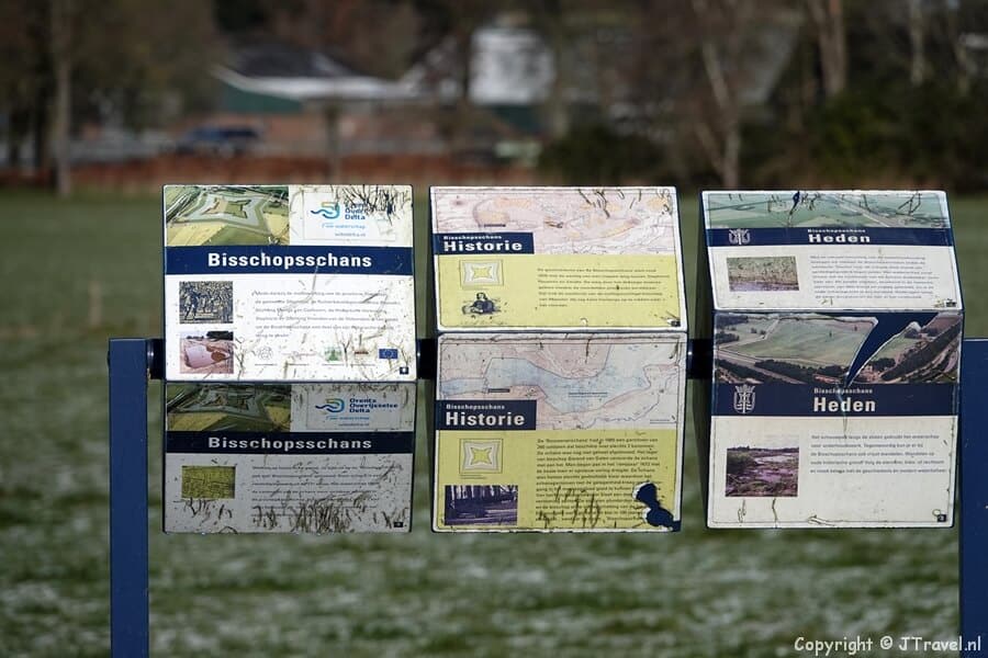 Romeinse nederzetting tijdens de 21e etappe van het Westerborkpad / Copyright JTravel.nl