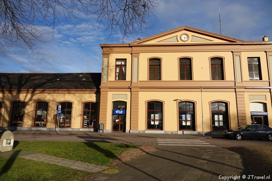 Station Meppel tijdens de 22e etappe van het Westerborkpad / Copyright JTravel.nl