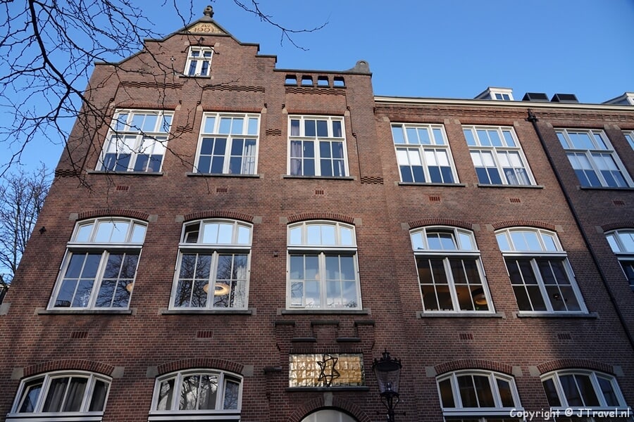 Joods Lyceum in Amsterdam tijdens mijn onderwijshistorische wandeling in het centrum van Amsterdam