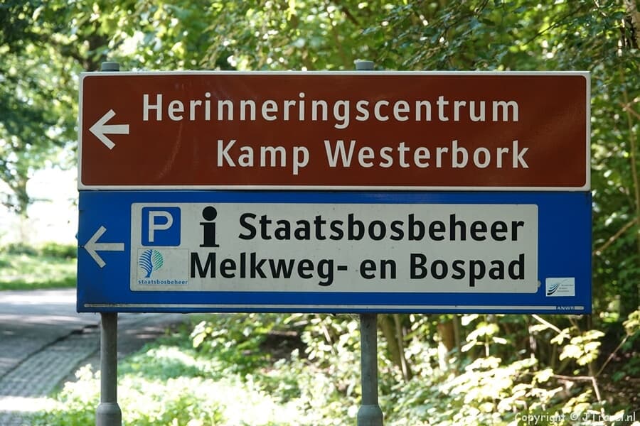 Richting Herinneringscentrum Kamp Westerbork in Hooghalen / Copyright JTravel.nl
