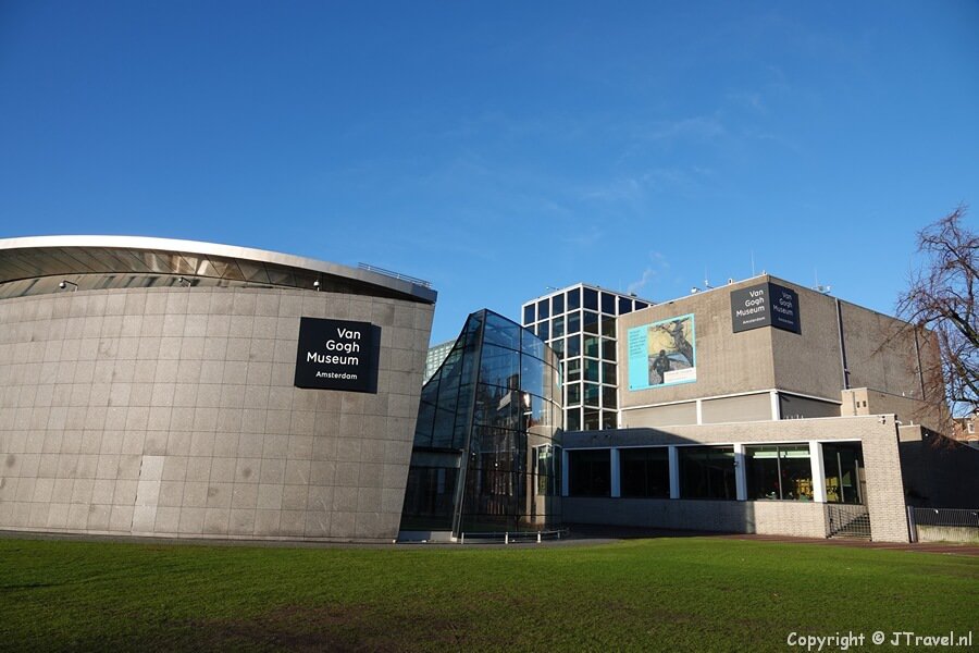 Van Gogh Museum in Amsterdam tijdens mijn onderwijshistorische wandeling in het centrum van Amsterdam