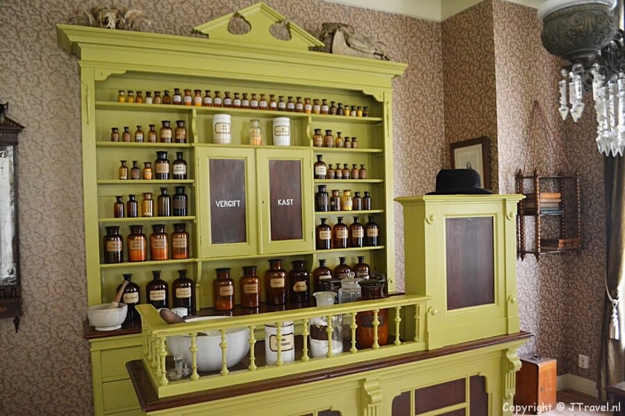De veeartsenij in het Openluchtmuseum Het Hoogeland in Warffum
