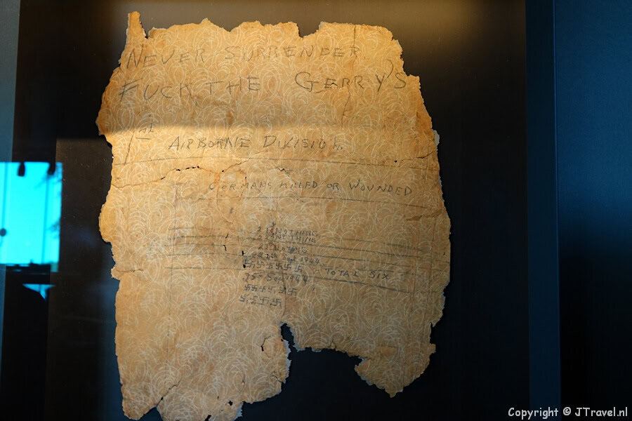 Chaos in het Airborne Museum at Hartenstein in Oosterbeek