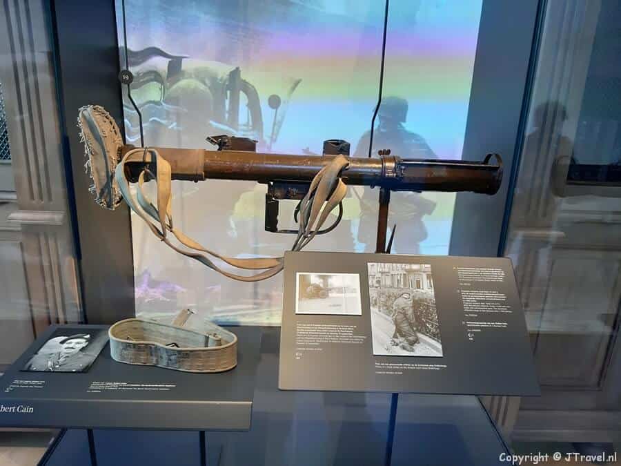 Chaos in het Airborne Museum at Hartenstein in Oosterbeek