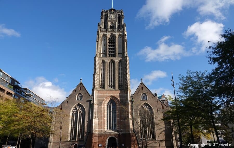 De Laurenskerk tijdens mijn wandeling in Rotterdam
