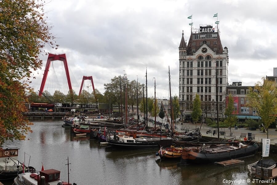 Het Witte Huis tijdens mijn wandeling in Rotterdam