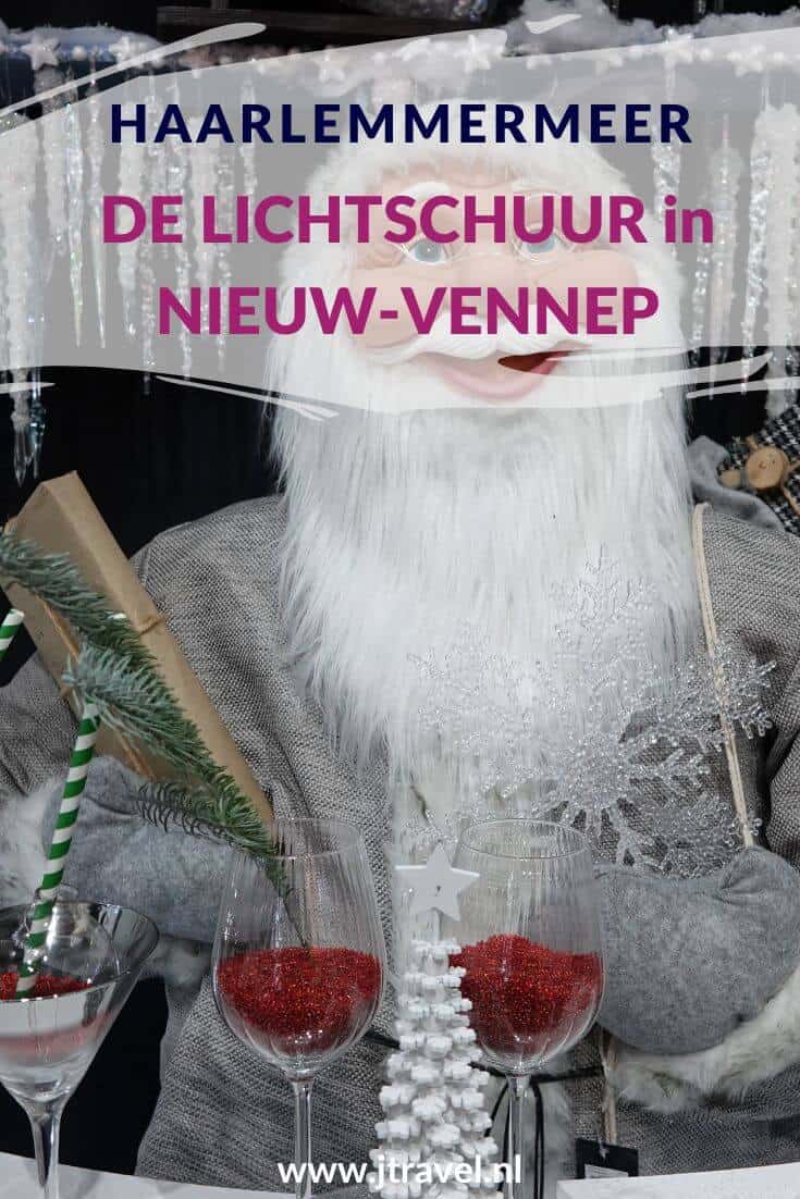 In De Lichtschuur in Nieuw-Vennep vind je alles wat met kerst te maken heeft, zoals kerstballen, kunstkerstbomen, kerstmannen, pieken, slingers, ornamenten, kaarsen, lampjes en lichtslangen en heel veel andere kerstverlichting Meer lees je in dit artikel. #lichtschuur #nieuwvennep #haarlemmermeer #jtravelblog #jtravel