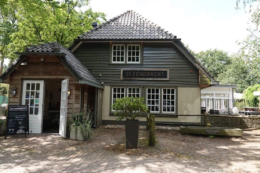 Horecagelegenheid De Eendracht tijdens mijn wandeling over de Blaricummerheide en de Tafelbergheide