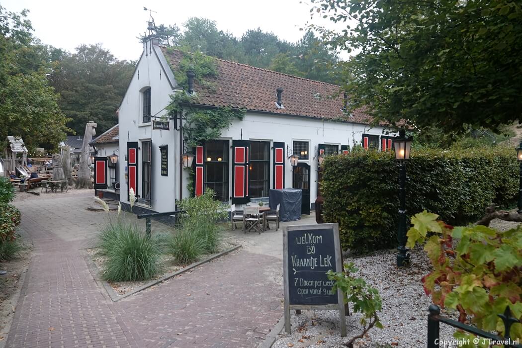 Restaurant Kraantje Lek tijdens de gele wandelroute vanaf ingang Wurmenveld in Nationaal Park Zuid-Kennemerland