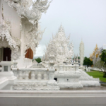 Wat Rong Khun Tempel bij Chiang Rai<br/>Copyright © JTravel.nl Wat Rong Khun Tempel bij Chiang Rai / Copyright © JTravel.nl