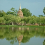 De Wat Sa Si in Historical Park in Sukhothai<br/>Copyright © JTravel.nl De Wat Sa Si in Historical Park in Sukhothai / Copyright © JTravel.nl