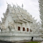 Wat Rong Khun Tempel bij Chiang Rai<br/>Copyright © JTravel.nl Wat Rong Khun Tempel bij Chiang Rai / Copyright © JTravel.nl