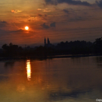 Een zonsondergang op weg naar het hotel in Vinh op 9-9-2013<br/>Copyright © JTravel.nl Een zonsondergang op weg naar het hotel in Vinh op 9-9-2013 / Copyright © JTravel.nl