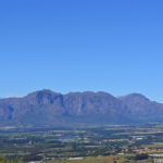 Het uitzicht vanaf het terras van het restaurant bij het Taalmonument in Paarl<br/>Copyright © JTravel.nl Het uitzicht vanaf het terras van het restaurant bij het Taalmonument in Paarl / Copyright © JTravel.nl