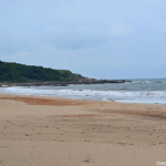 Het strand tussen Vinh en de Phong Nha grotten op 10-9-2013<br/>Copyright © JTravel.nl Het strand tussen Vinh en de Phong Nha grotten op 10-9-2013 / Copyright © JTravel.nl