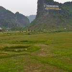 Bomkraters nabij de Phong Nha grotten<br/>Copyright © JTravel.nl Bomkraters nabij de Phong Nha grotten / Copyright © JTravel.nl